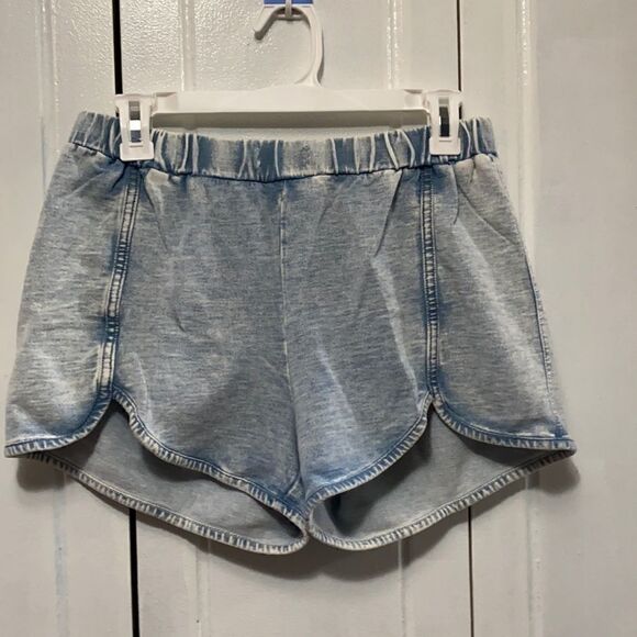 Madden 100% cotton chambray blue colored shorts S - Picture 1 of 7